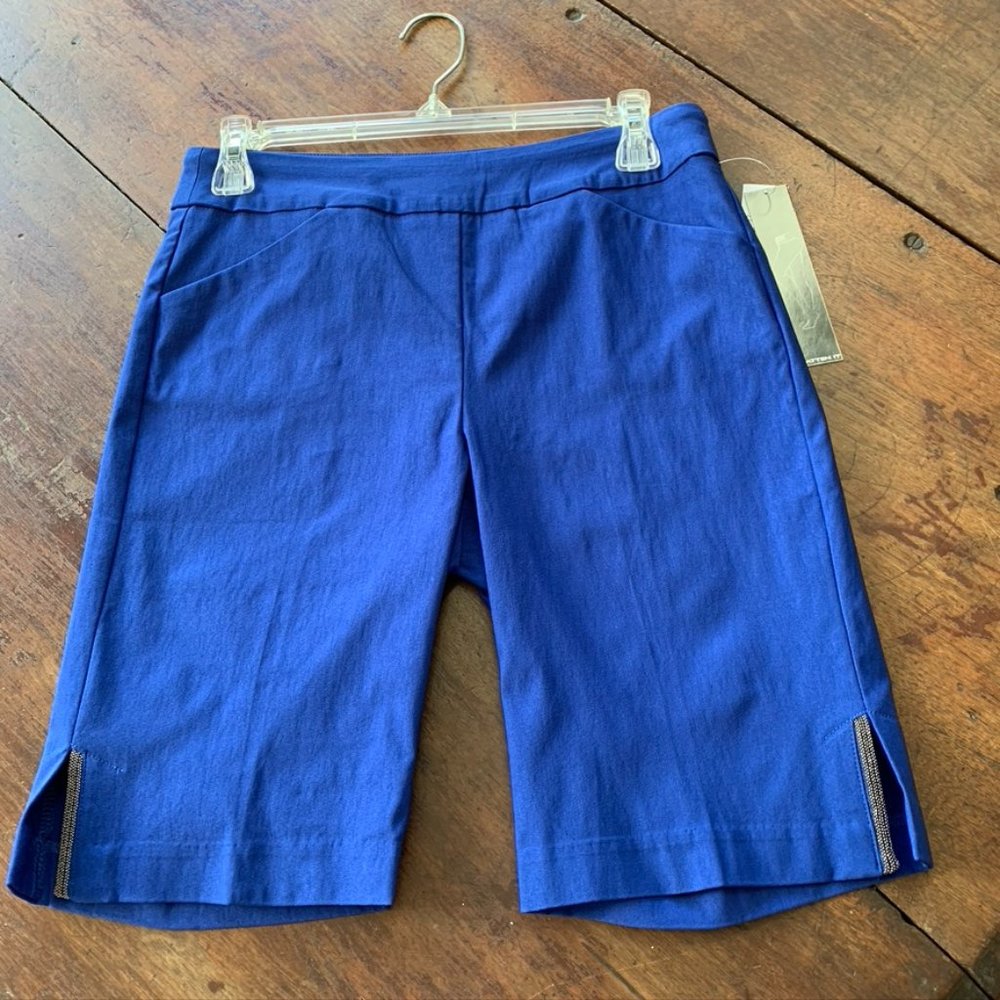 NWT Tribal Flatten It Pull On Stretch Short